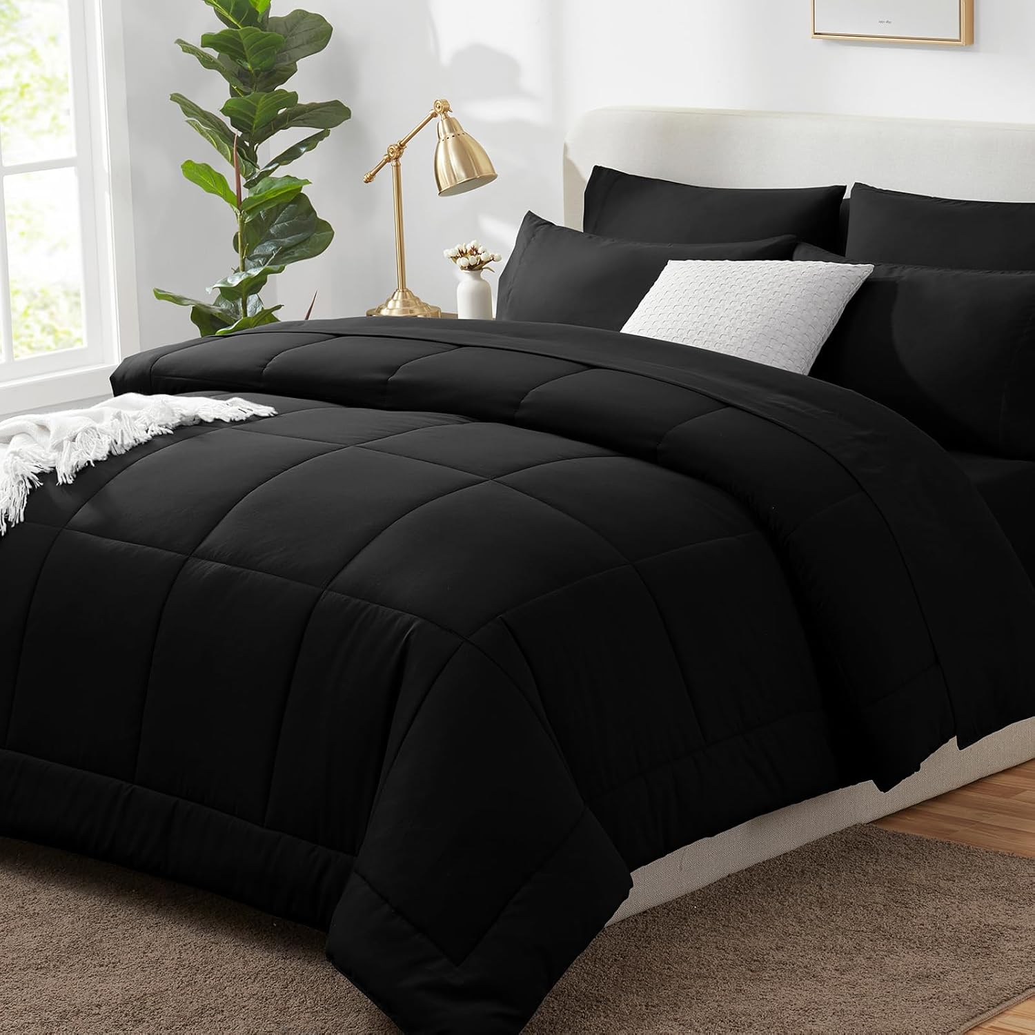 CozyLux Queen Comforter Set Black,